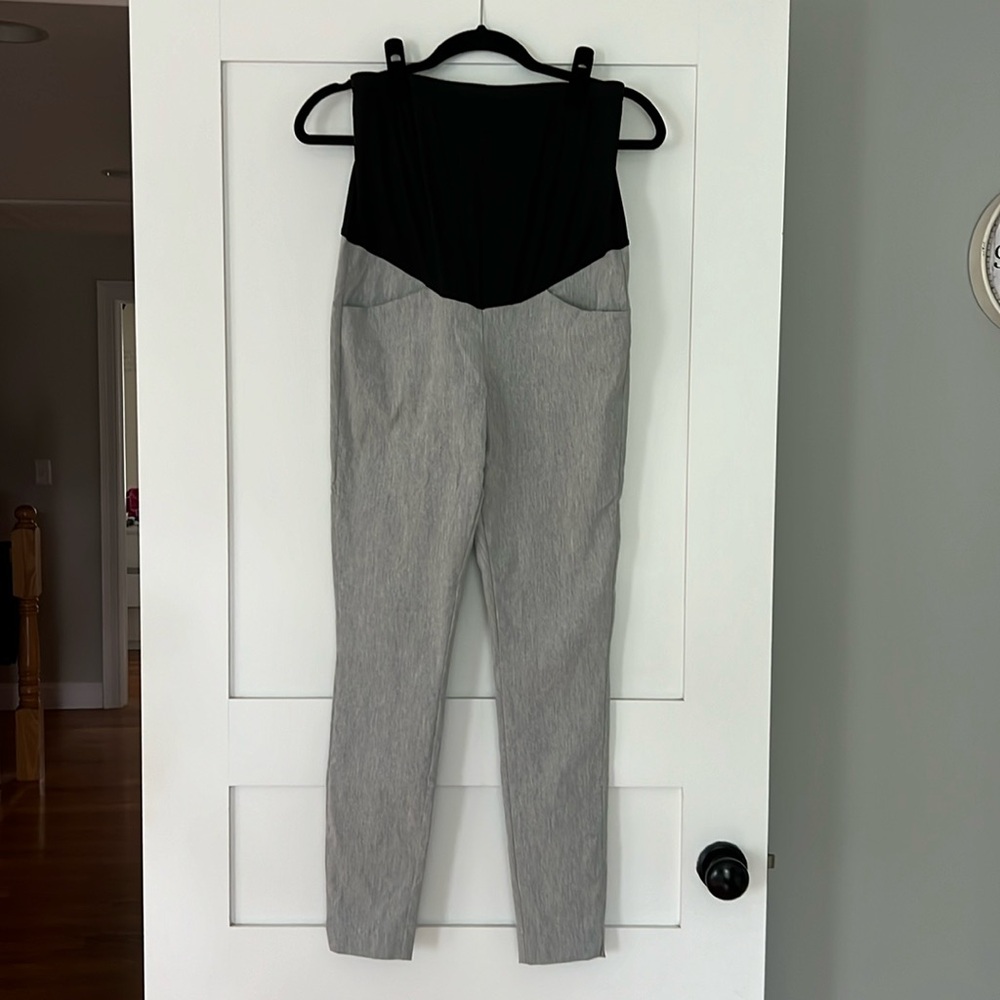 Maurice’s gray maternity pants XS